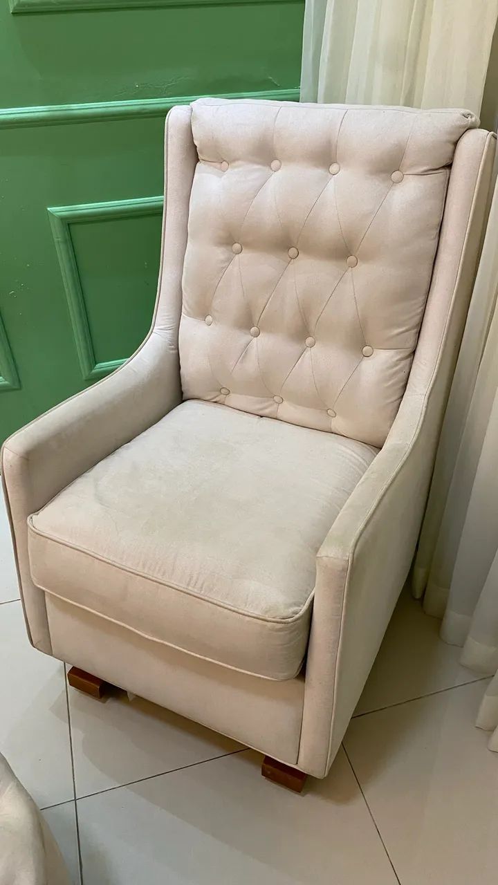 Poltrona de amamentação com puff 441140313610014721