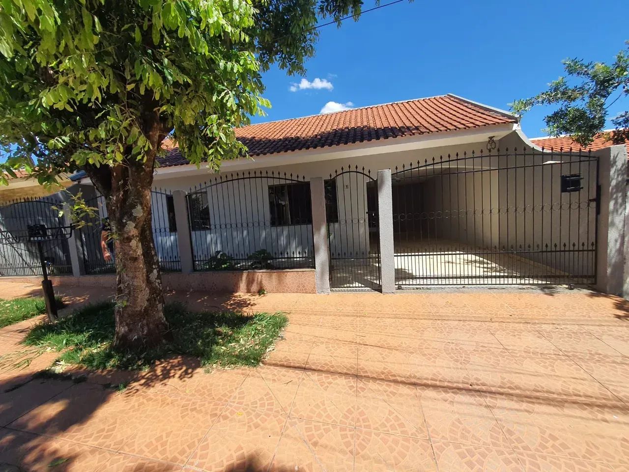 Imóvel para aluguel e venda com 190 metros quadrados com 3 quartos - Foto 2