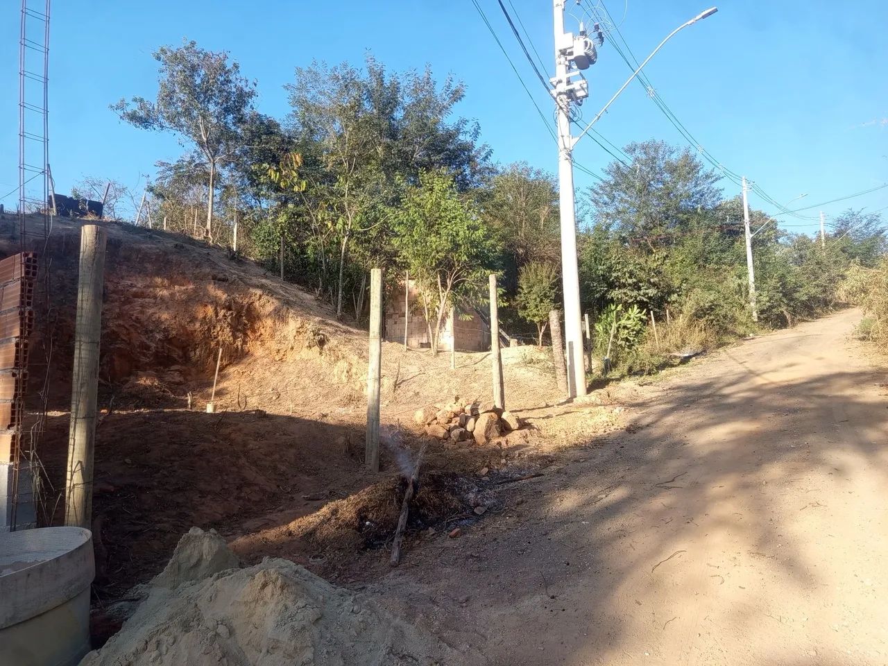 VENDO TERRENO EXELENTE PRA COSTRUIR  - Foto 4