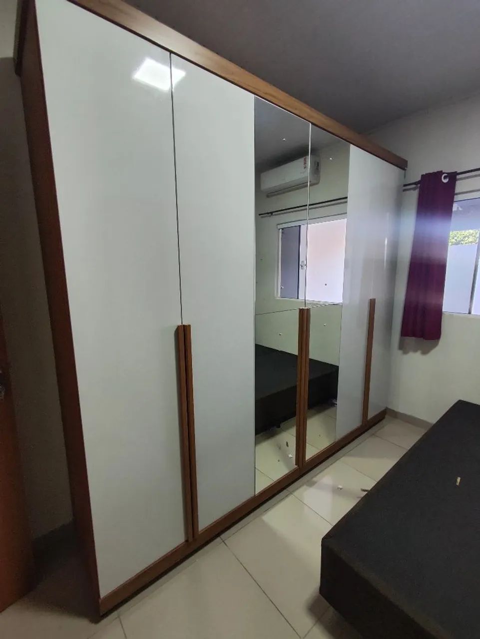 Guarda roupas panan 