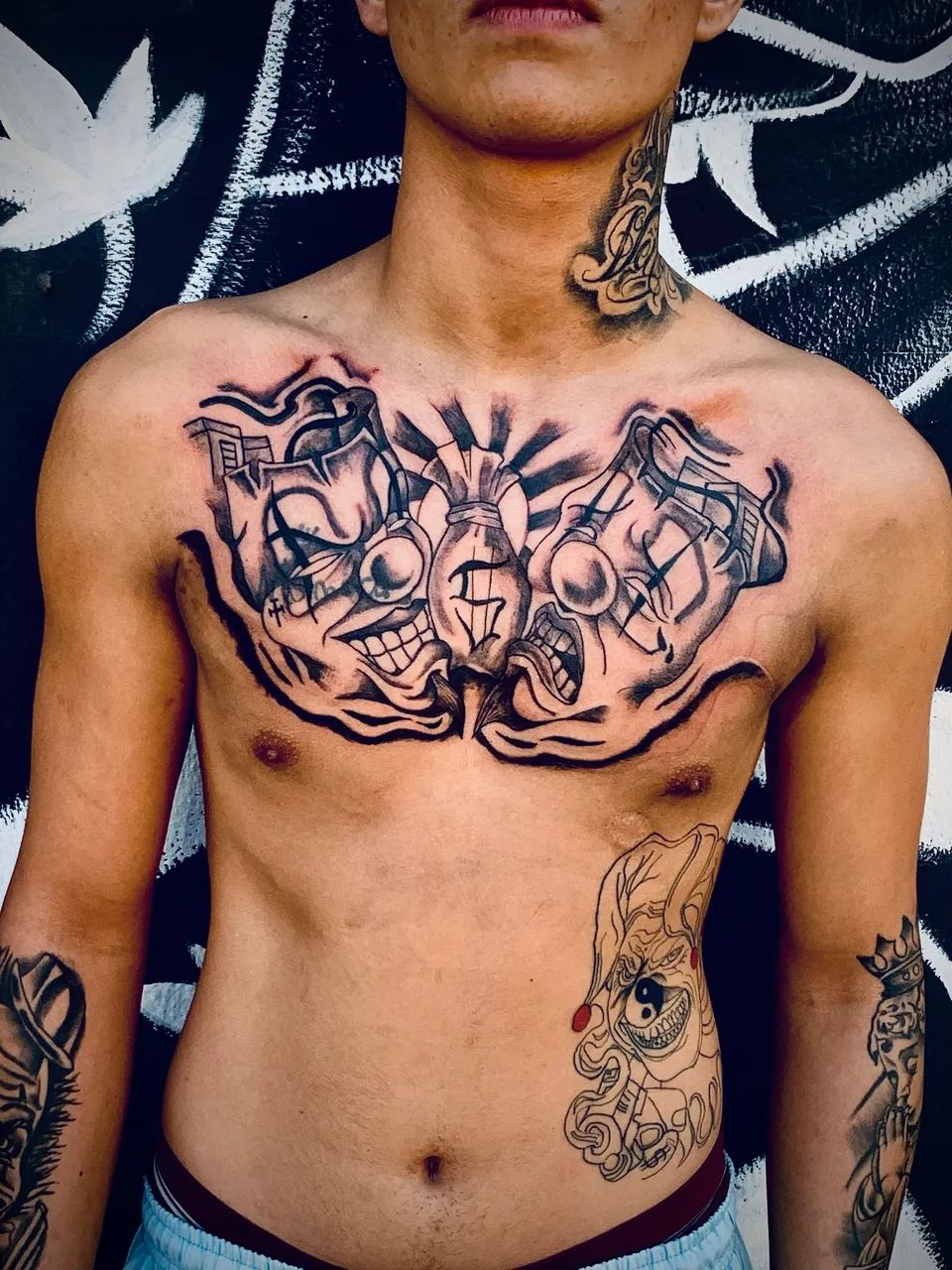 Faço Rolo Em tatuagem, Algum Item Que me Interessar Ou Troca De Serviços!! 
