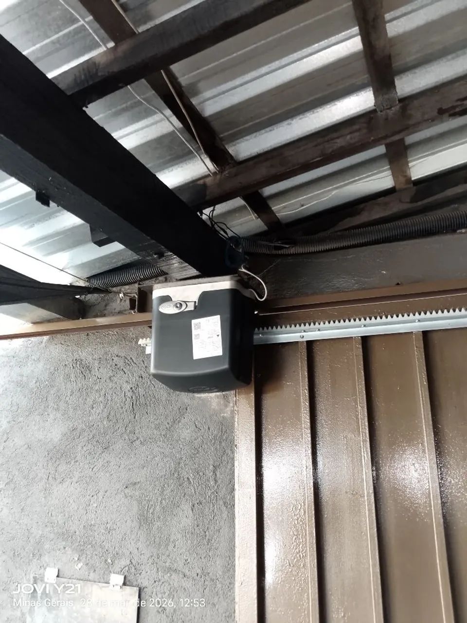 Motor para portão de garagem, parcelamos no cartão, pagamento após o instalação.