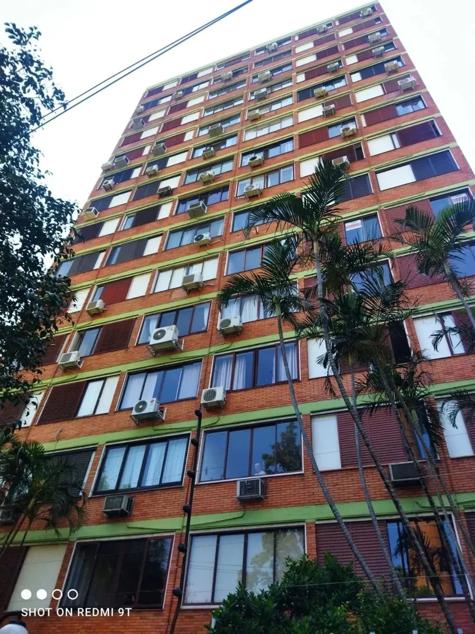 Apartamento 3 dormitórios, uma vaga, bairro Floresta Porto Alegre RS - Foto 2