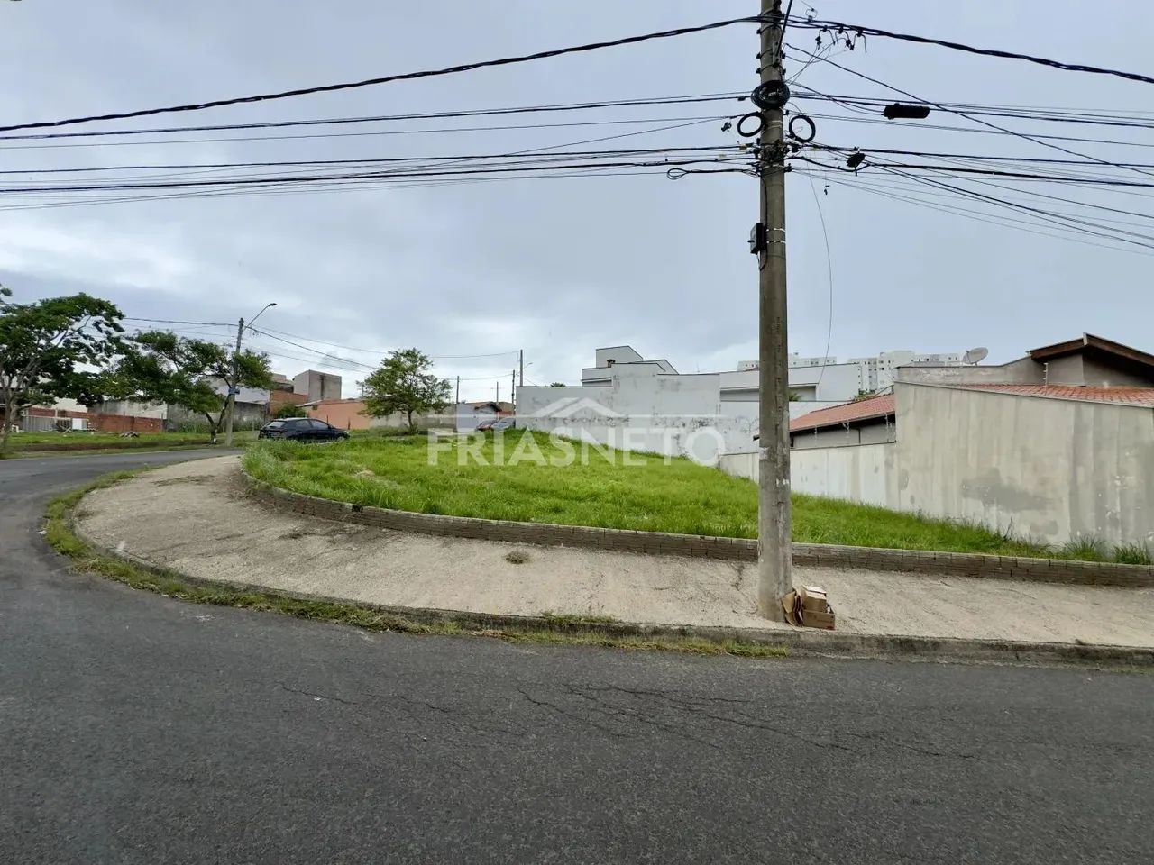 Vende-se Terreno Residencial no Bairro Jupiá - Foto 6