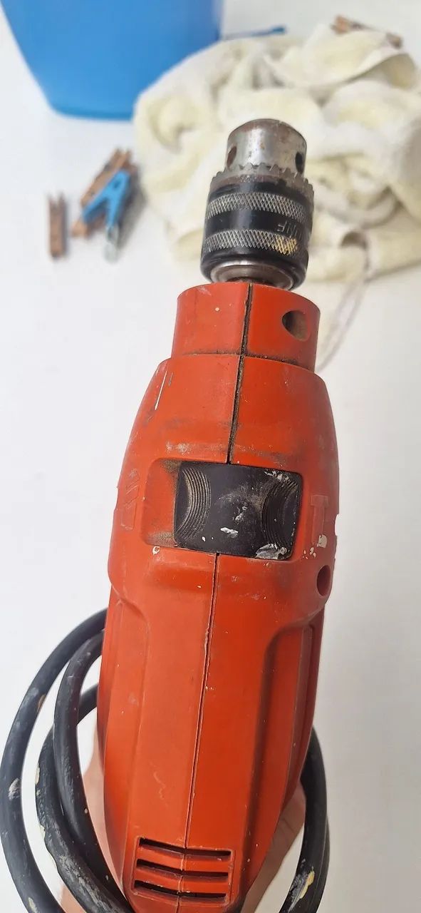Furadeira Black & Decker432209985159178243