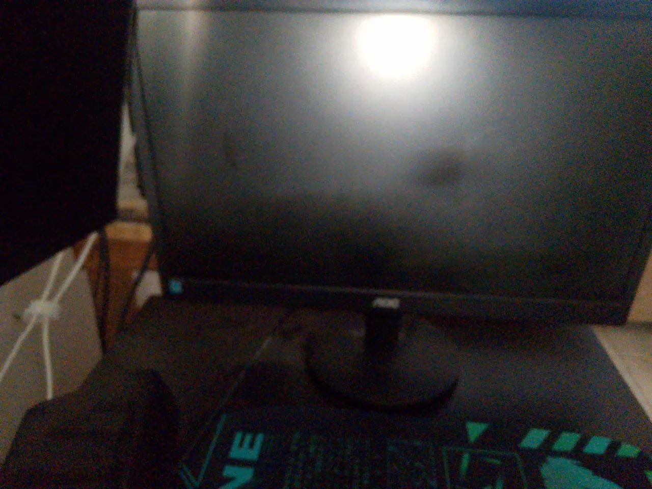 Vendo monitor AOC