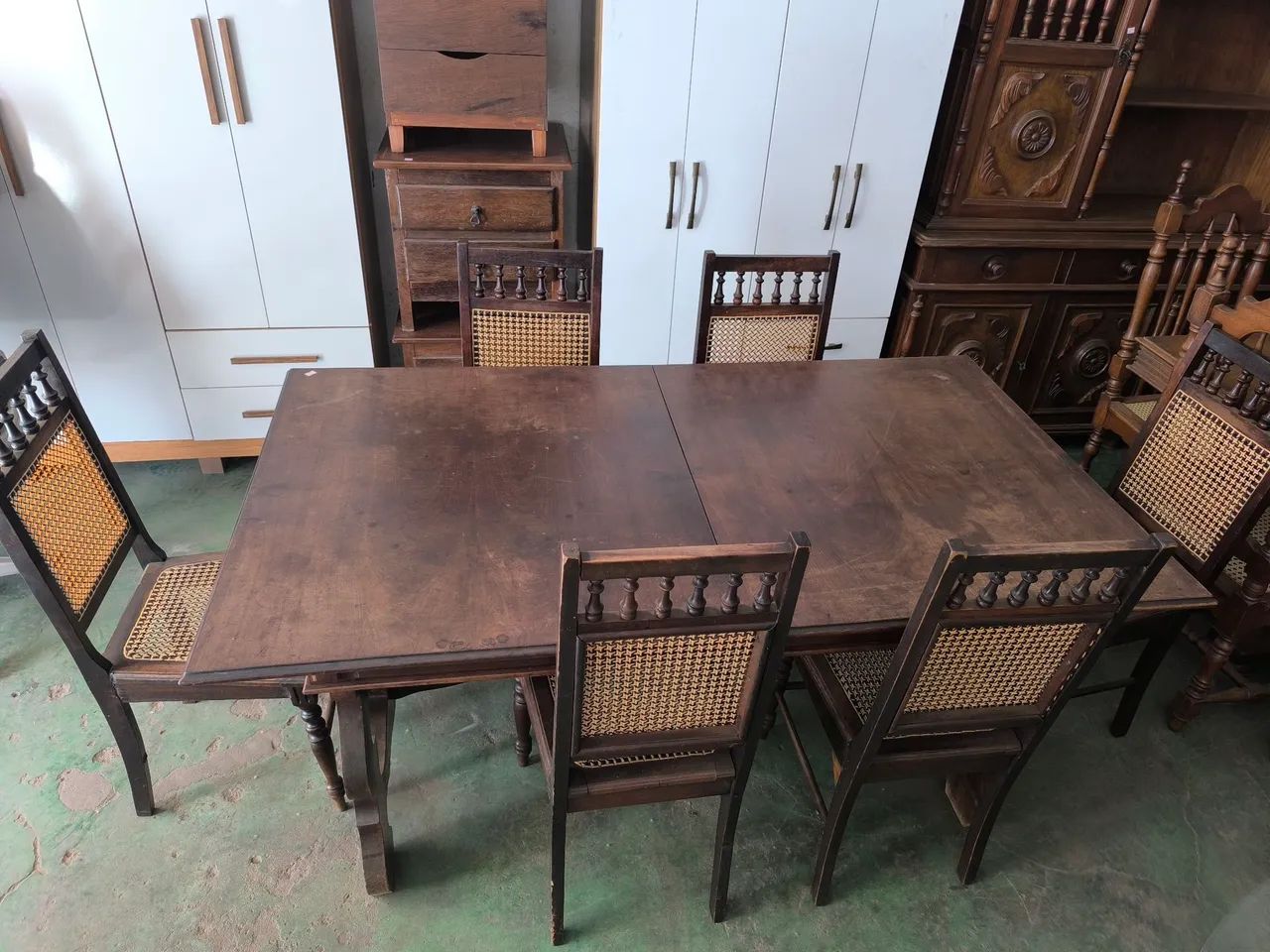 Mesa antiga de imbuía com 6 cadeiras  - Foto 2
