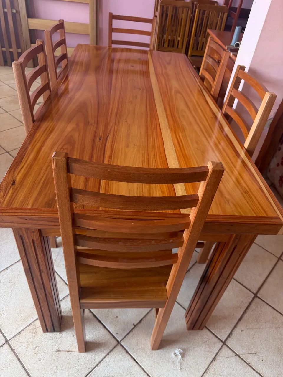 Mesa 6 cadeiras 1.87x0.87 de comprimento em madeira nova - Foto 5