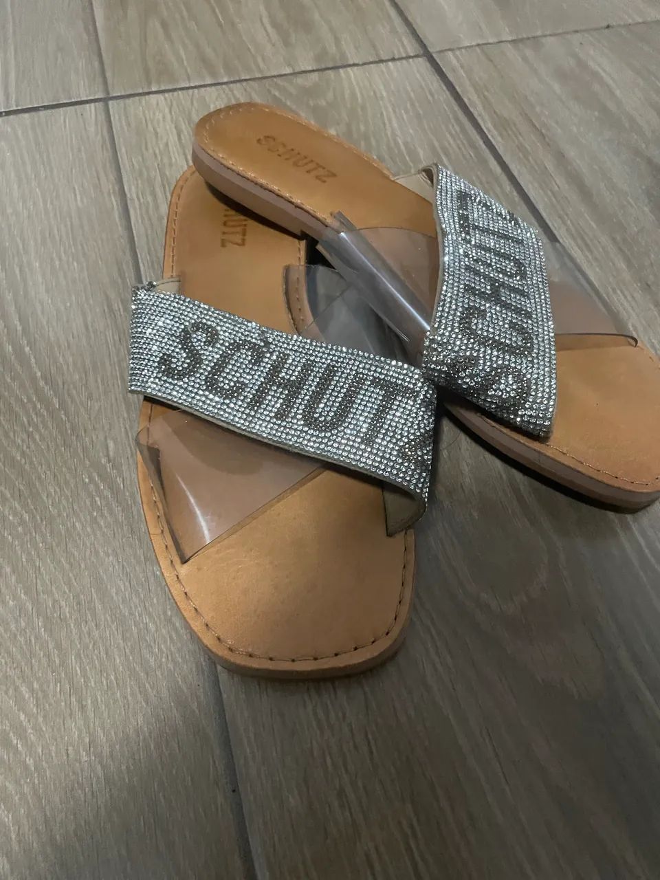 Rasteirinha Schuz Dourada - Foto 4