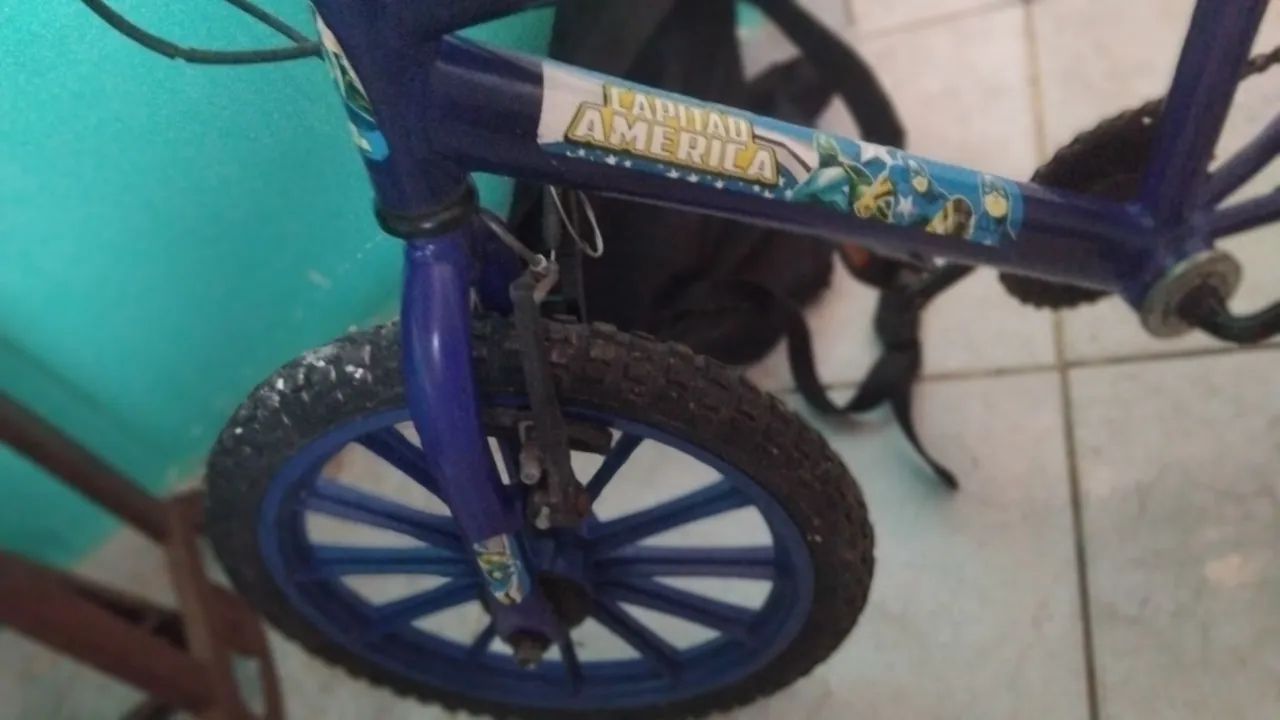 VENDO BICICLETA INFANTIL - Foto 3