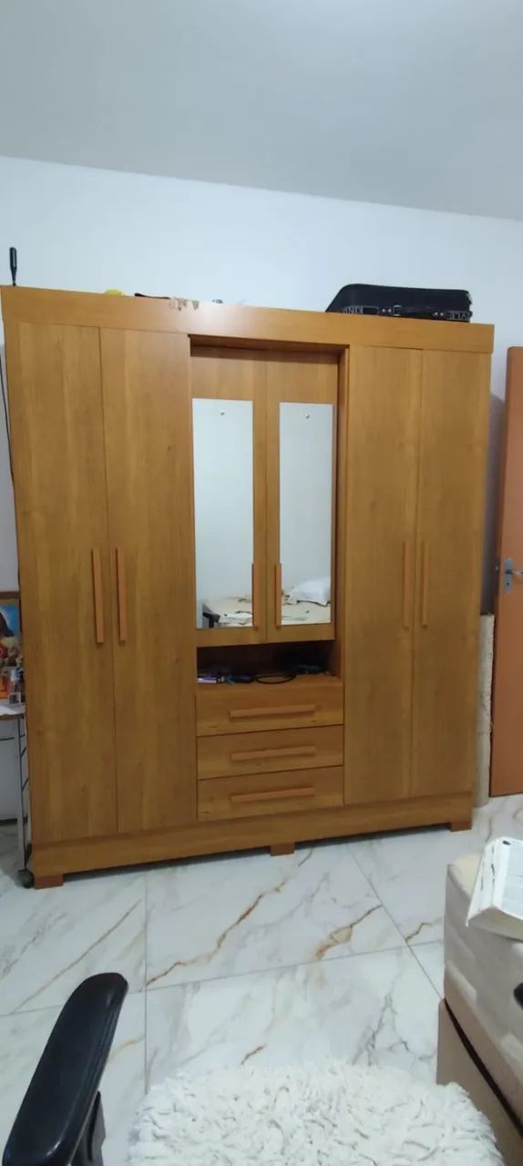 Guarda Roupa 