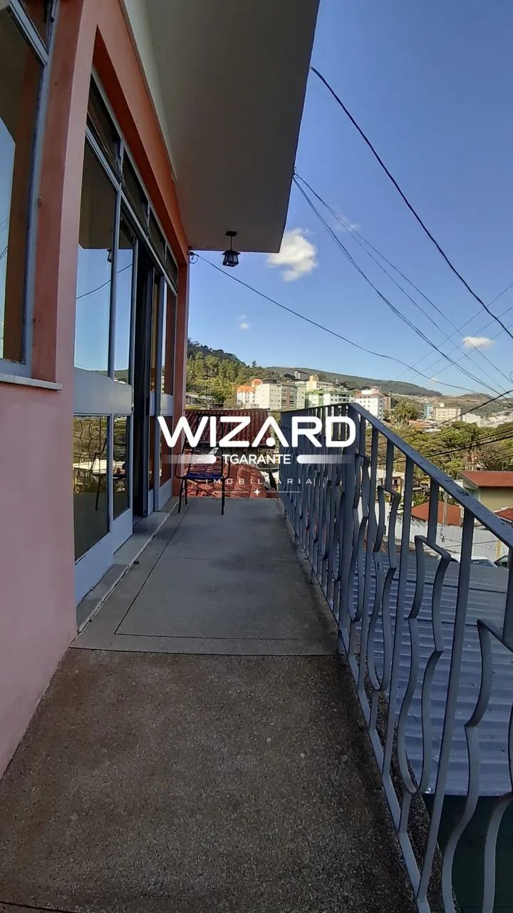 Casa com três quartos e edícula em Serra Negra SP - Foto 5