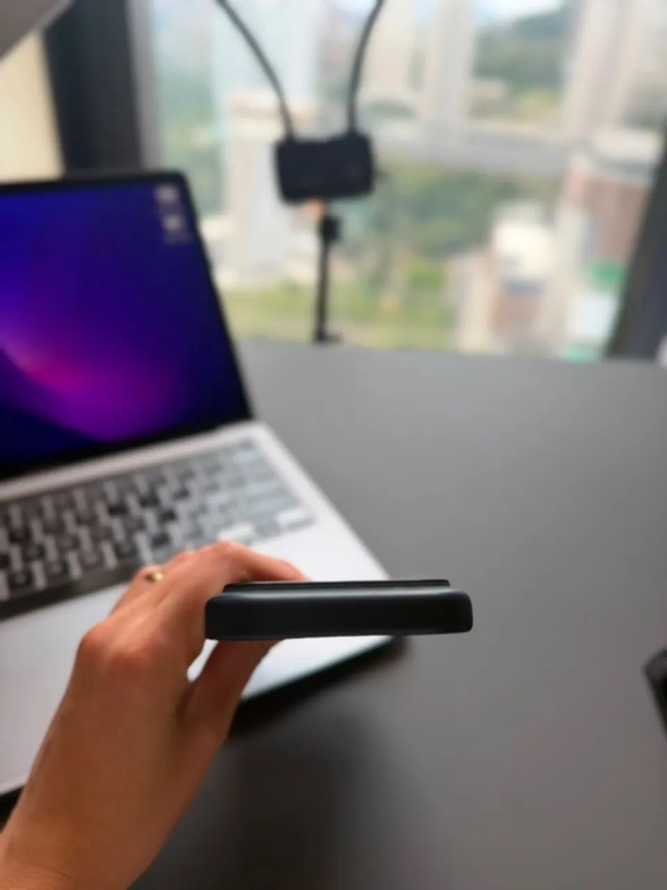 Capa de silicone com MagSafe para iPhone 17 Pro - Preto - Foto 3