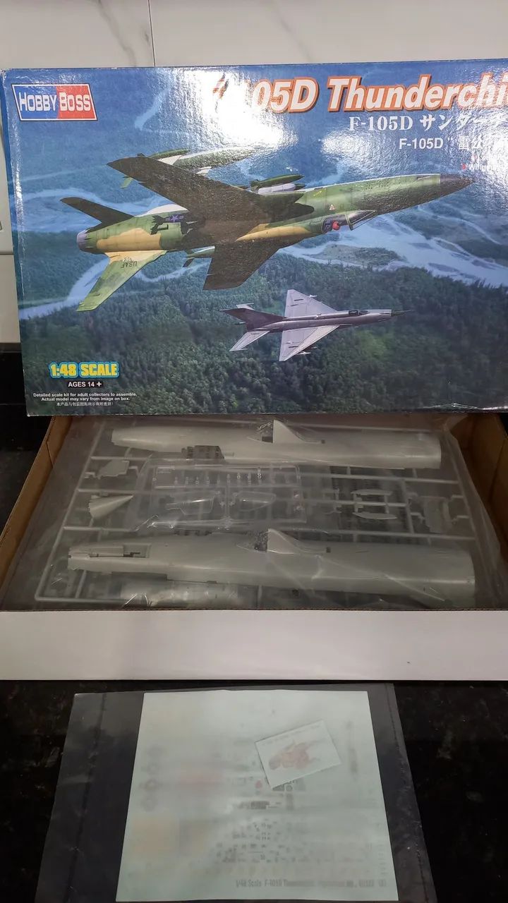 Kit plastimodelismo F 105 D escala 1:48 - Foto 2