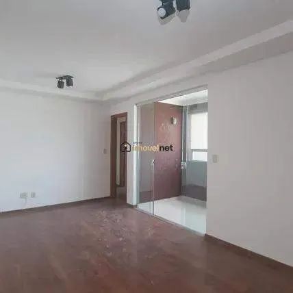 Apartamento com Varanda, 3 Quartos e Excelente Localização - Foto 2