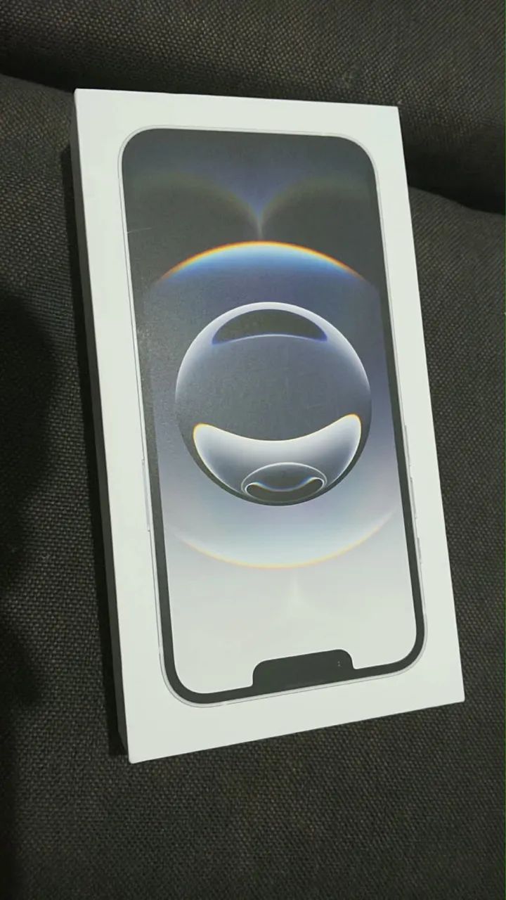 iPhone 16e