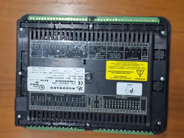 Controlador/módulo de Gerador Woodward EasyGen-3200-5 - Foto 3