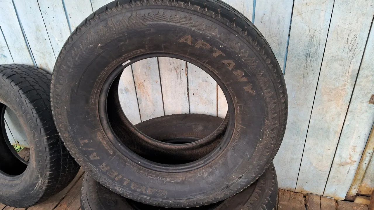 Pineu pra camionte  - Foto 4
