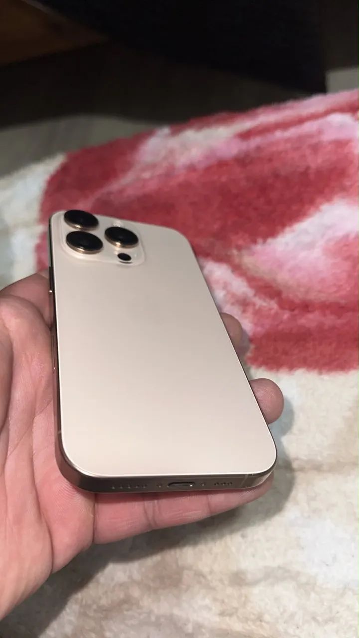 iPhone 16 pro 