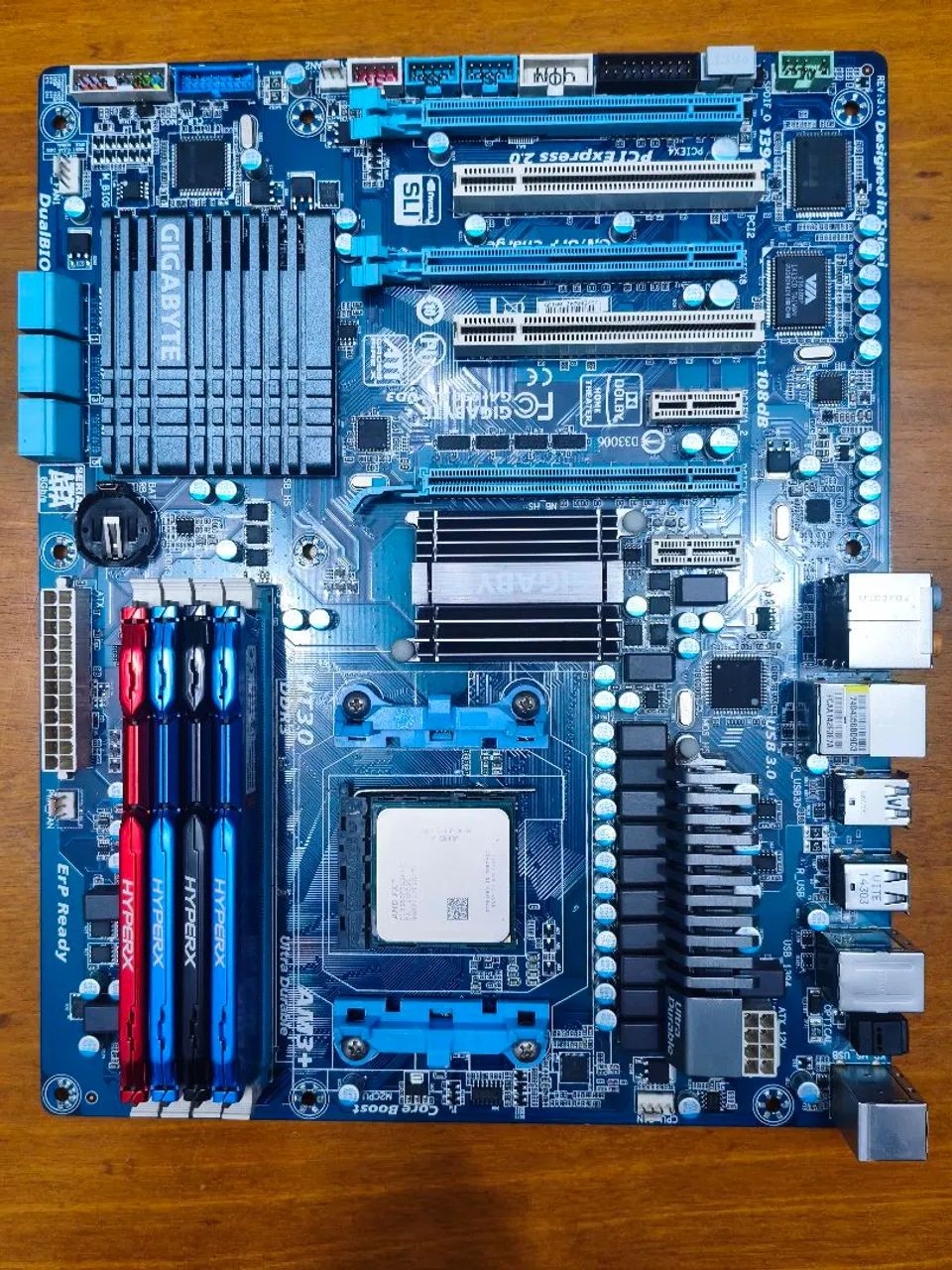PLACA MAE + CPU + MEMÓRIA 