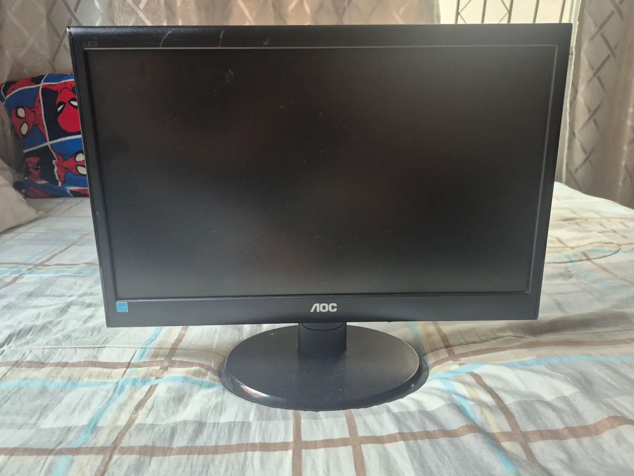 Monitor AOC de 18,5 polegadas 