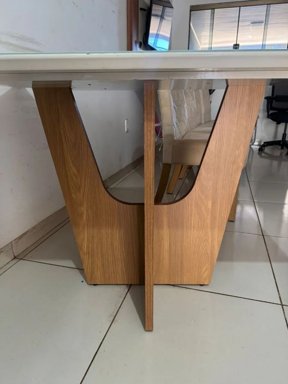 Vendo mesa c/ cadeiras!64962147539841123