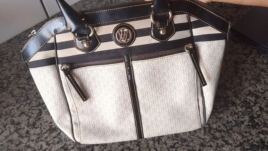 Bolsa Victor Hugo