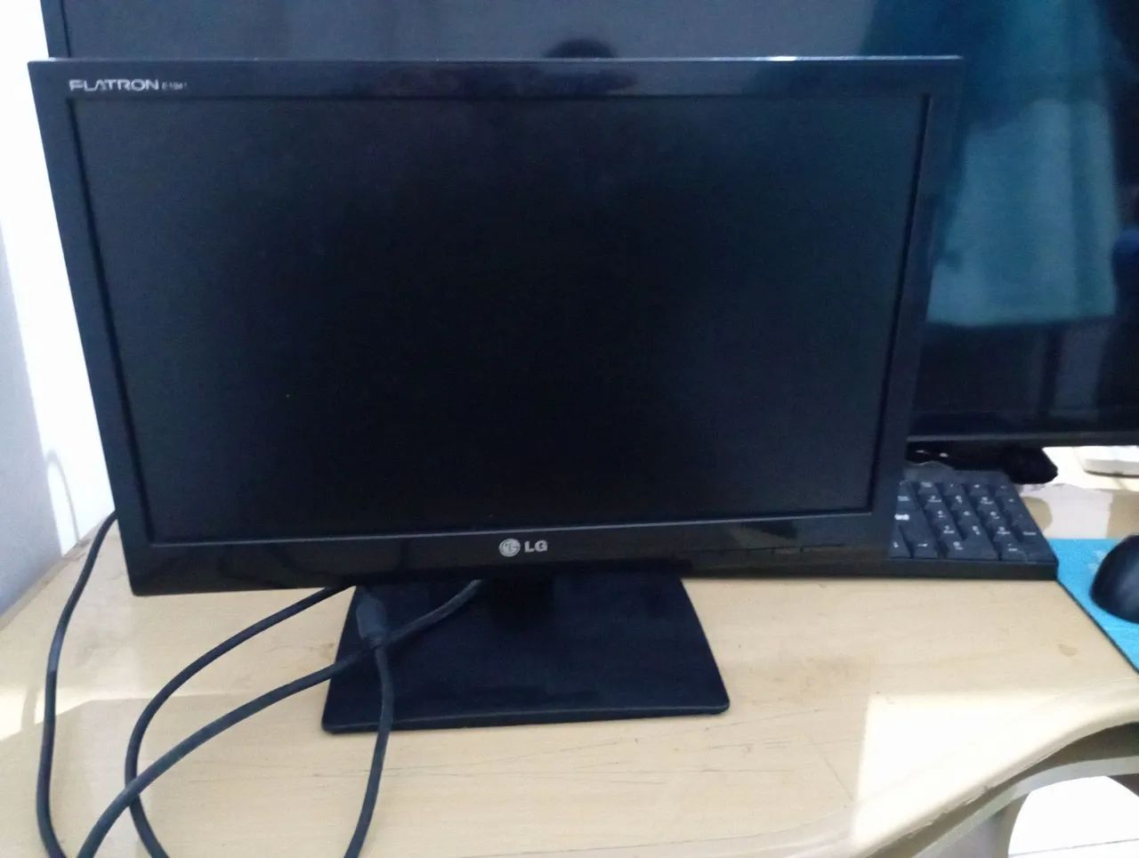 Monitor LG 19 polegadas usado em perfeito estado  - Foto 3