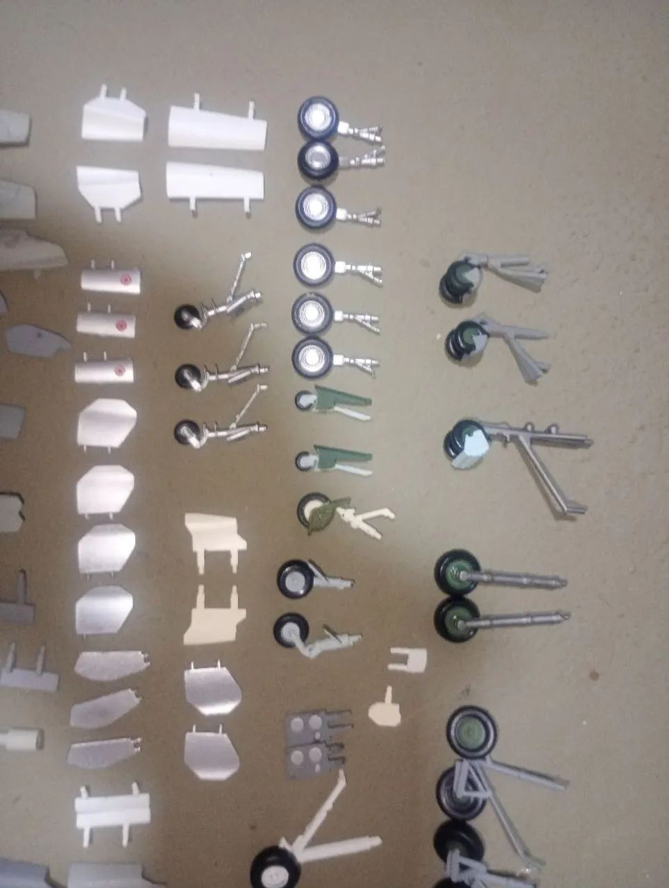 Peças Para Avião de Combate  - Foto 2