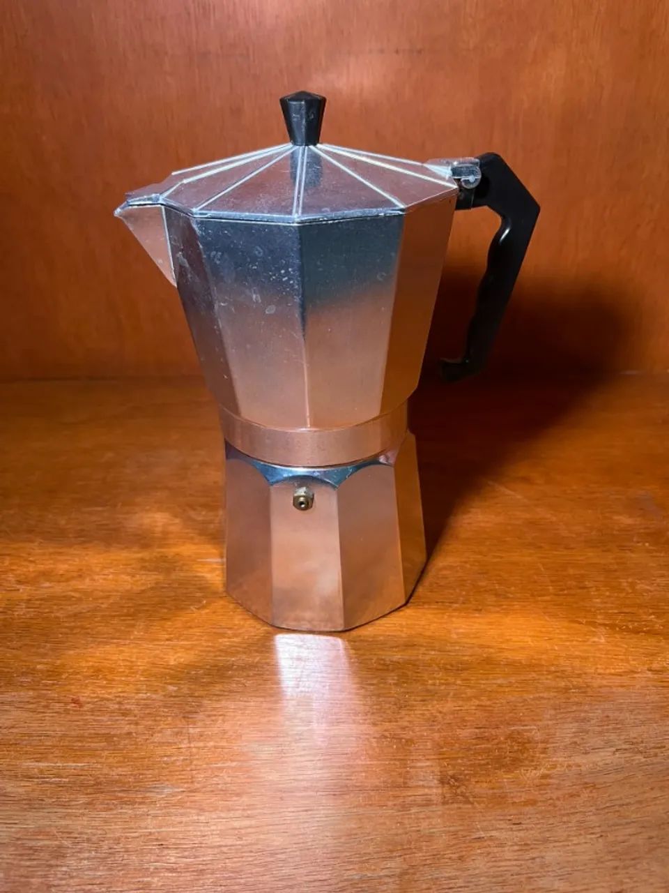 Cafeteira Italiana Moka 12 Xícaras (600mL)- Extra Grande - SEMINOVA, NUNCA USADA - Foto 4