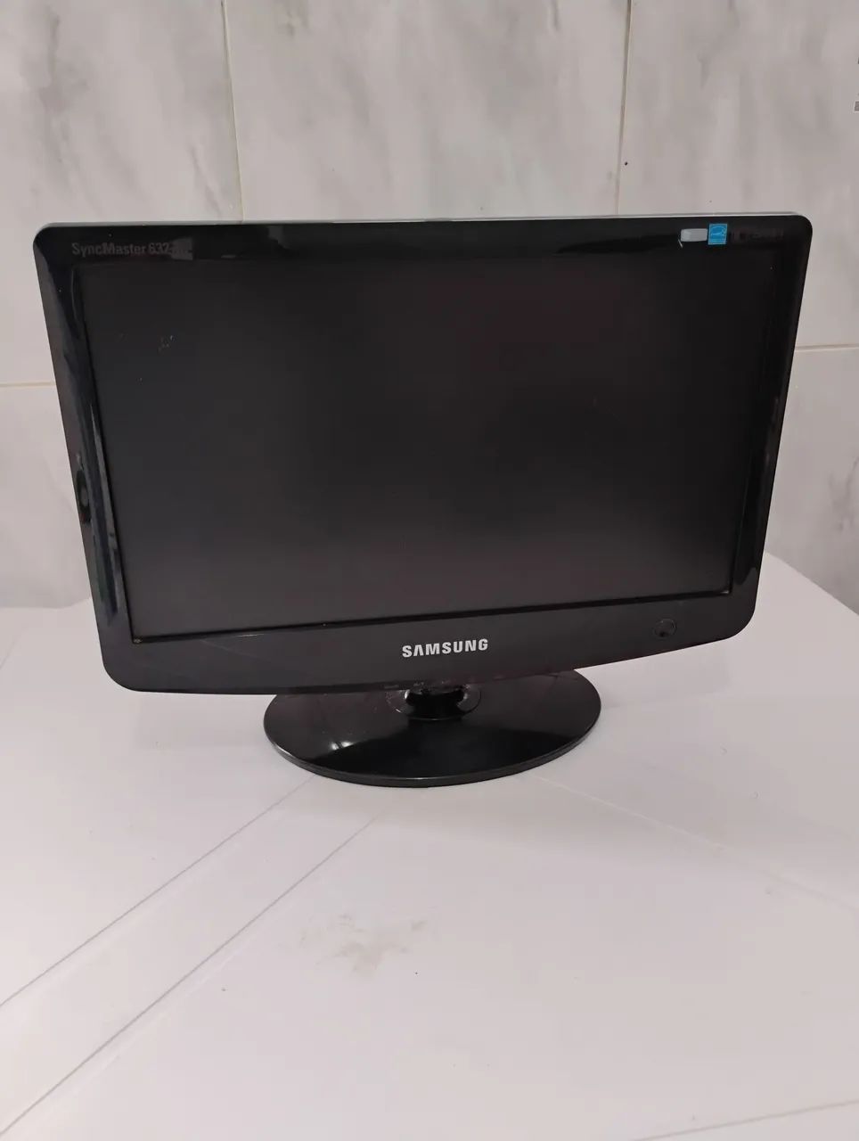 Monitor Samsung 16 polegadas em ótimo estado.