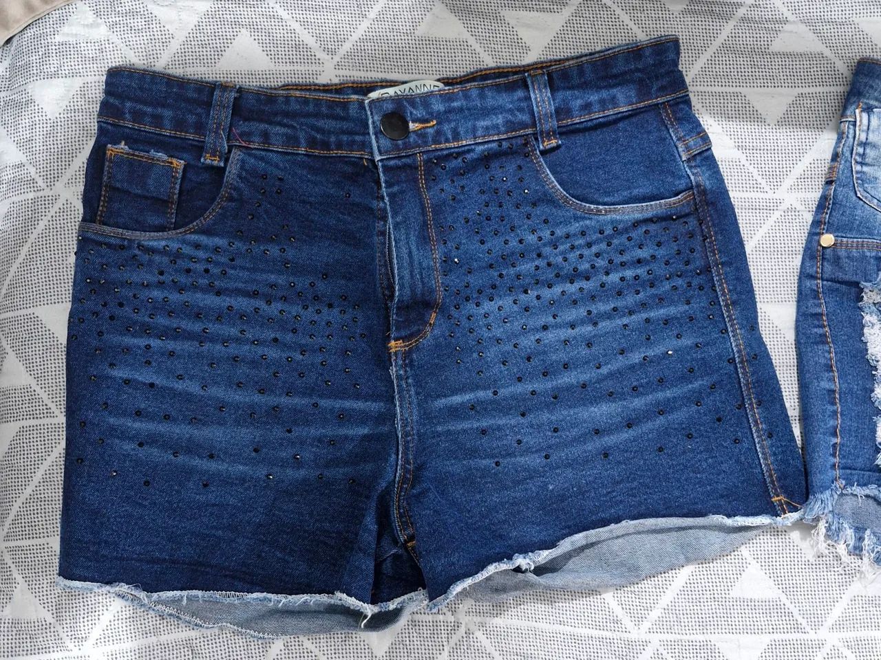 Lote 5 shorts feminino. Tam.44  - Foto 4