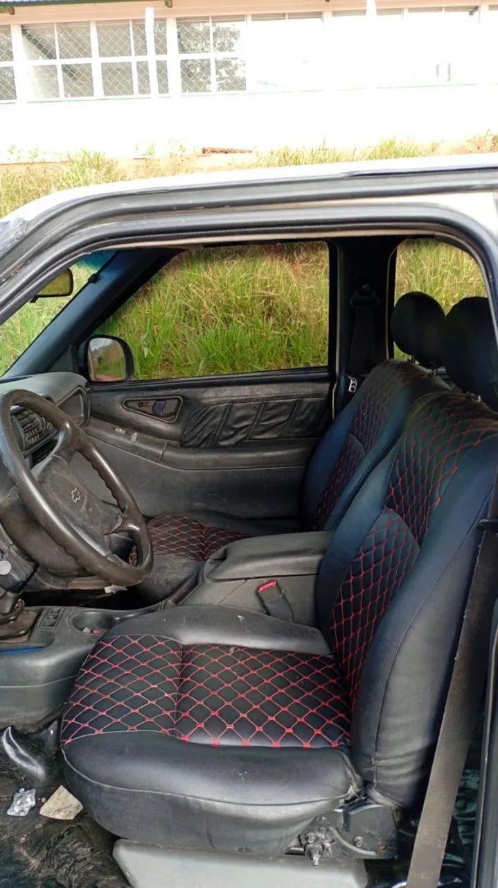 Chevrolet S10 2001