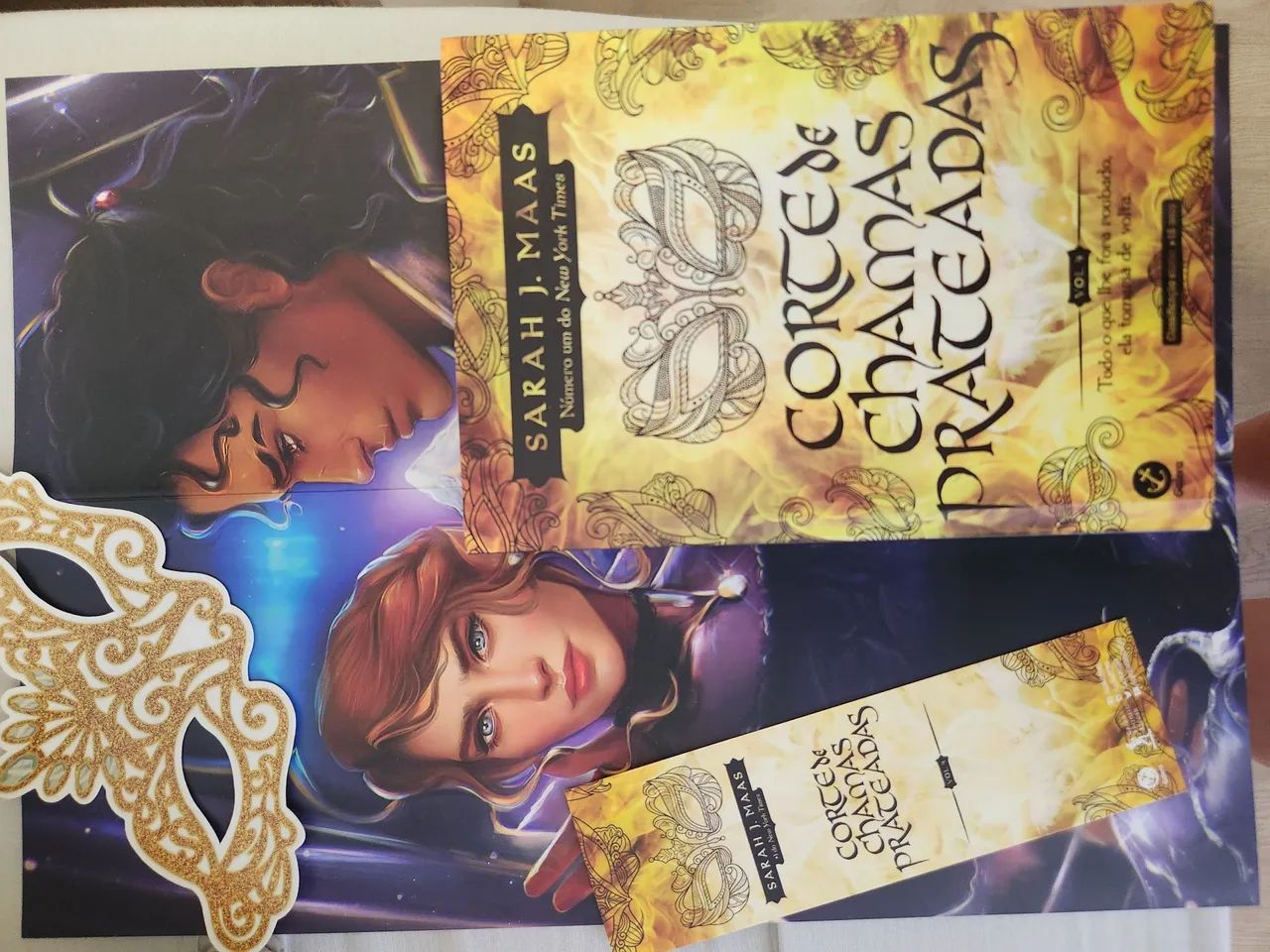 Coleção completa de livros "Corte de espinhos e rosas", Sara J. Mass - Foto 5