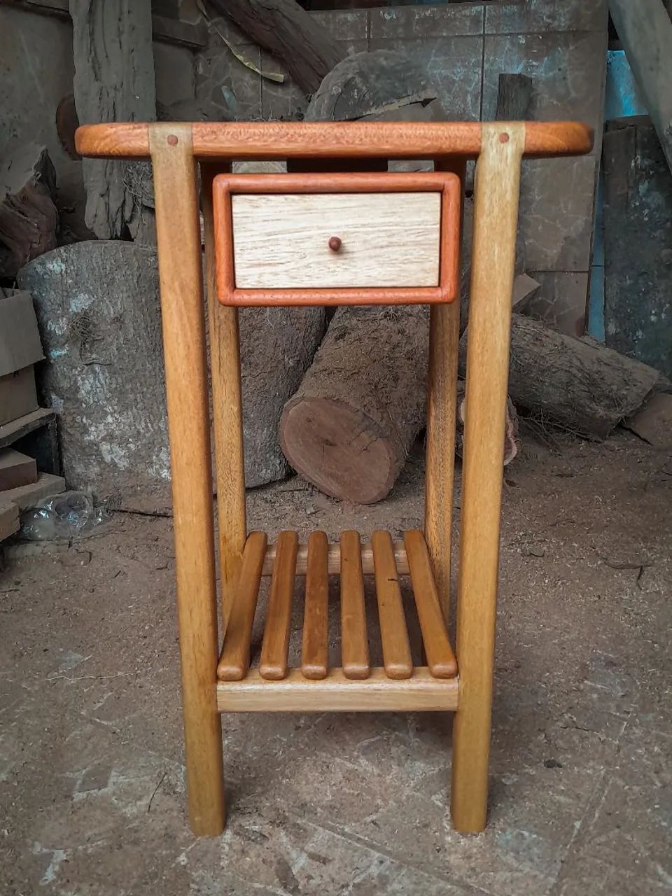 Mesinha de cabeceira - Foto 3
