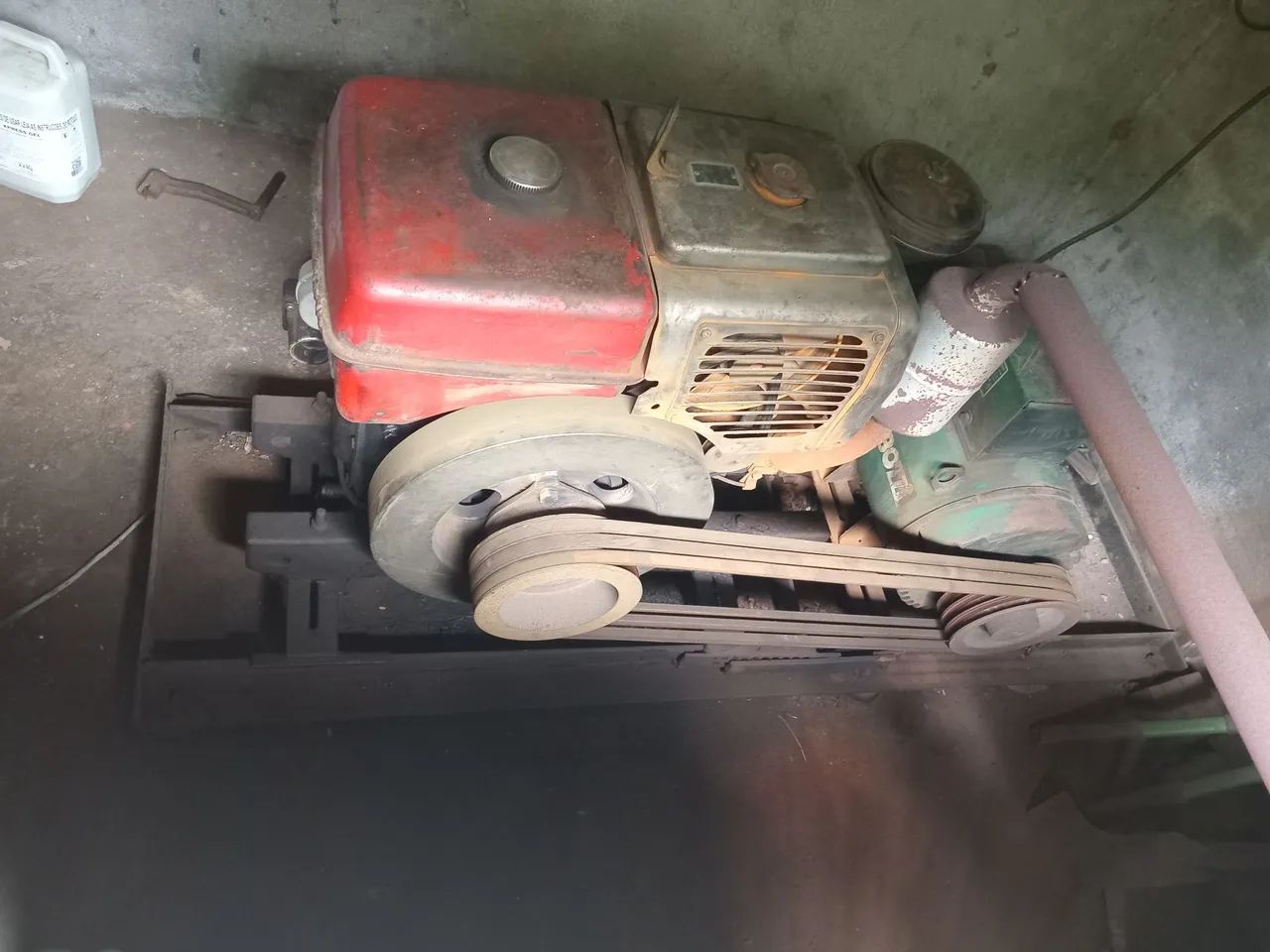 Motor Diesel Estacionário. Marca Yanmar NS18 com Alternador Trifásico Bambozzi 12,5 Kva - Foto 6