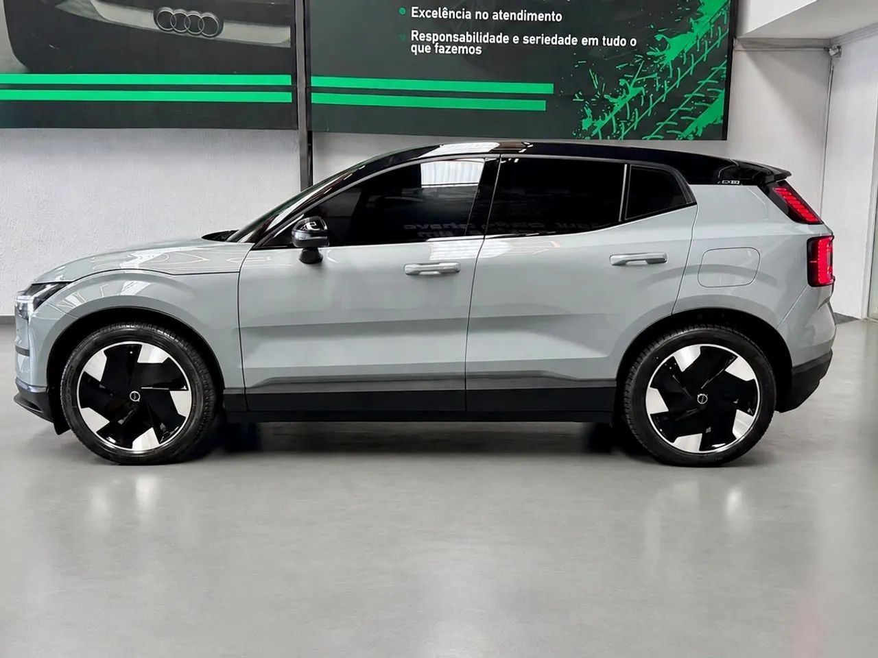 Volvo EX30 E60 Plus (elétrico) 2024 - Foto 3