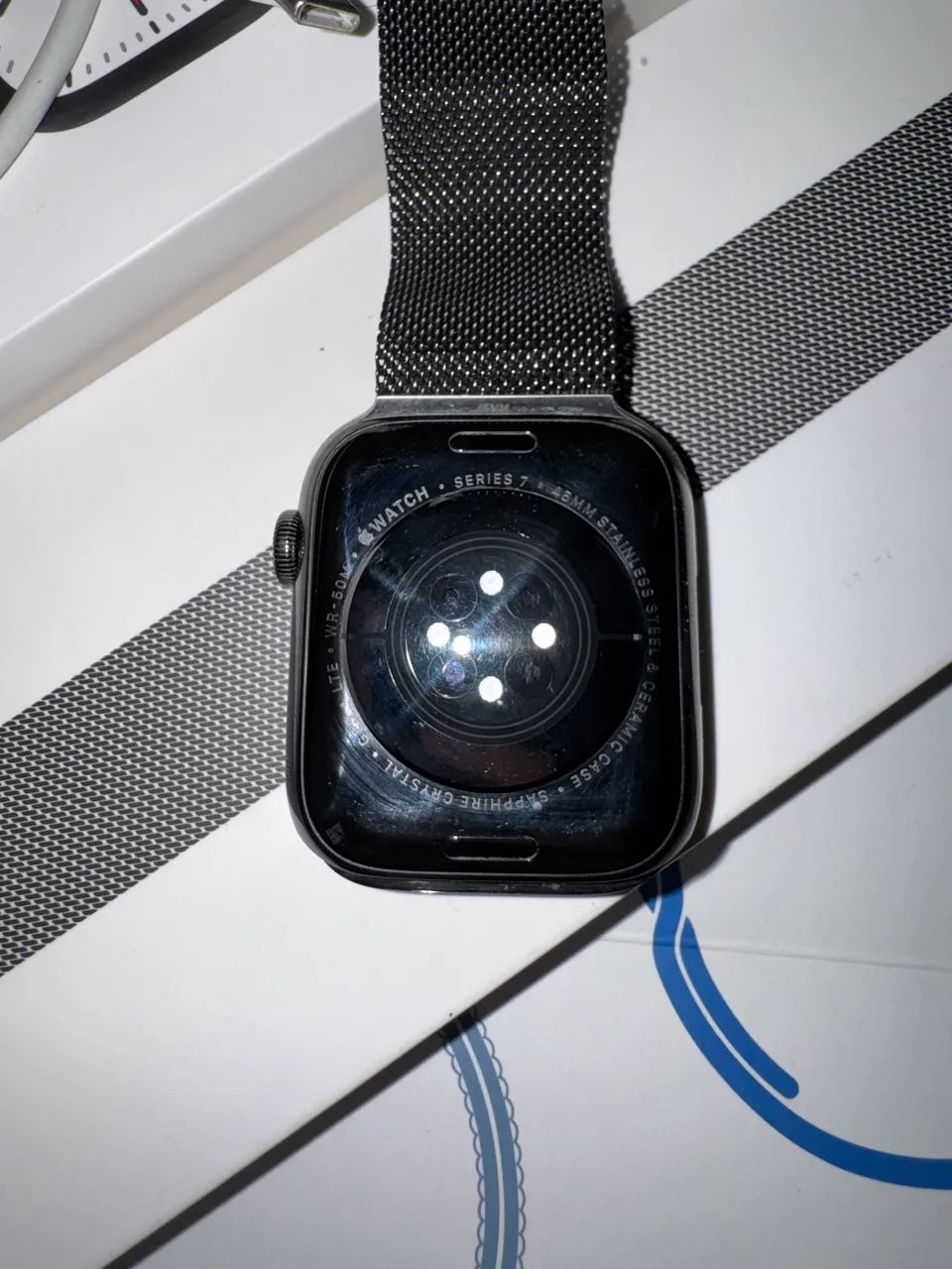 Apple Watch Series 7 aço inox grafite de 45 mm e vidro de sapphire  - Foto 3