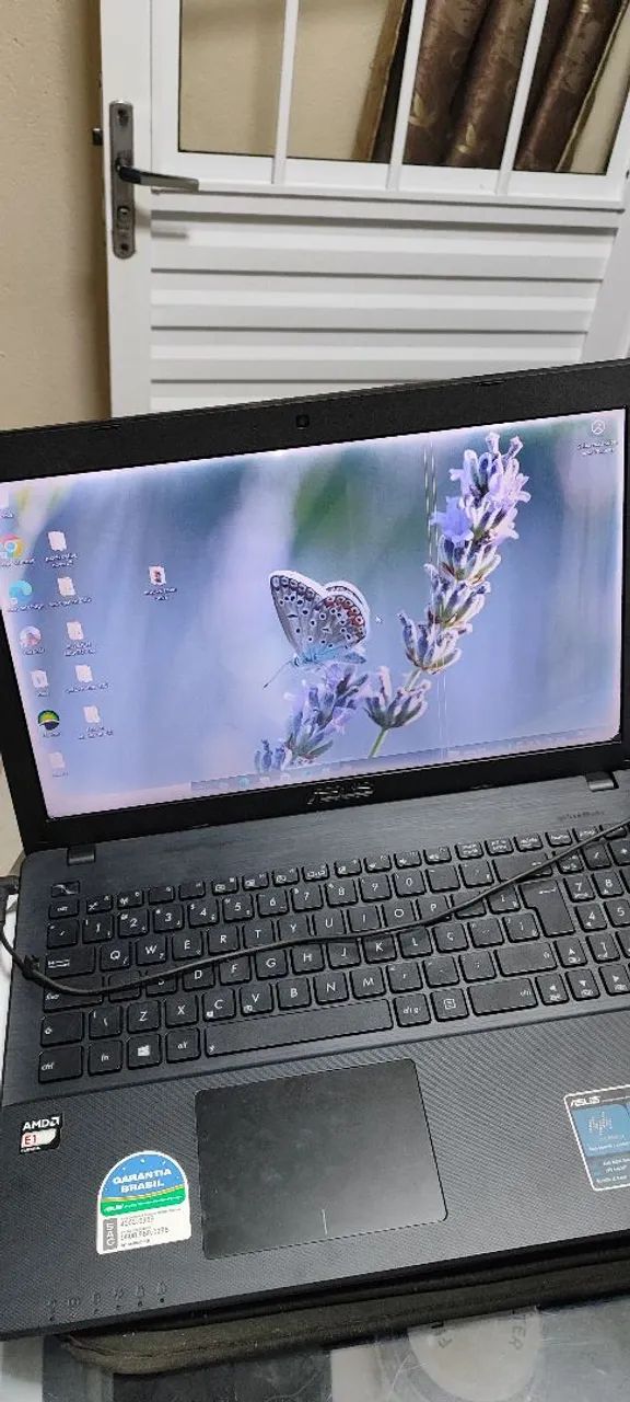 Vendo notebook bem conservado algumas avarias  - Foto 5