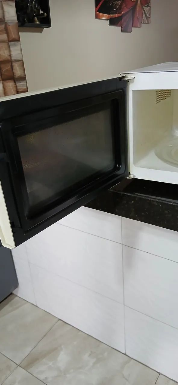 Micro-ondas Sharp 28 litros  - Foto 4