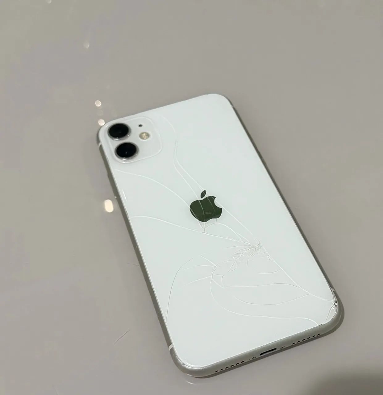 iPhone 11 - 64Gb - Foto 3