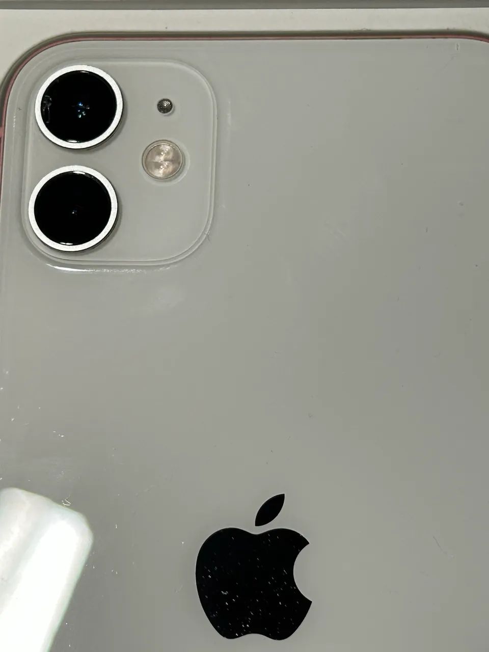 iPhone 11 - 64GB - Com caixa e cases - Foto 3