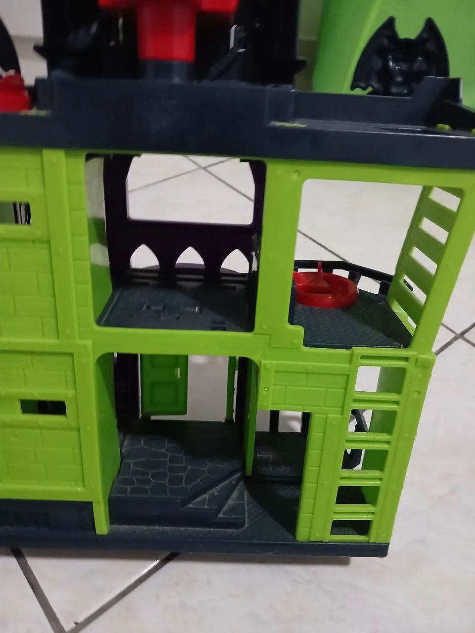 Casinha do batman em perfeito estado  - Foto 2