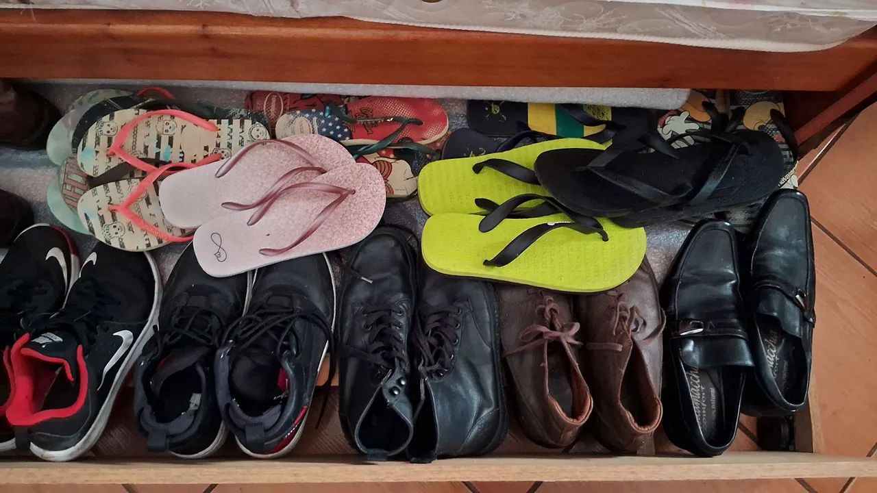 Sapatos aleatórios  - Foto 3
