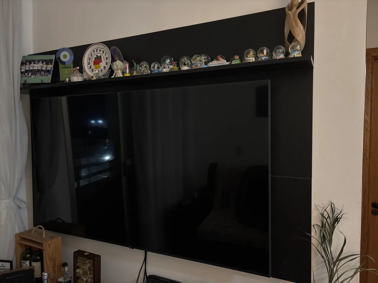 TV Stand - 1.15 x 1.74 m with Shelf (TV and decorative items not included)