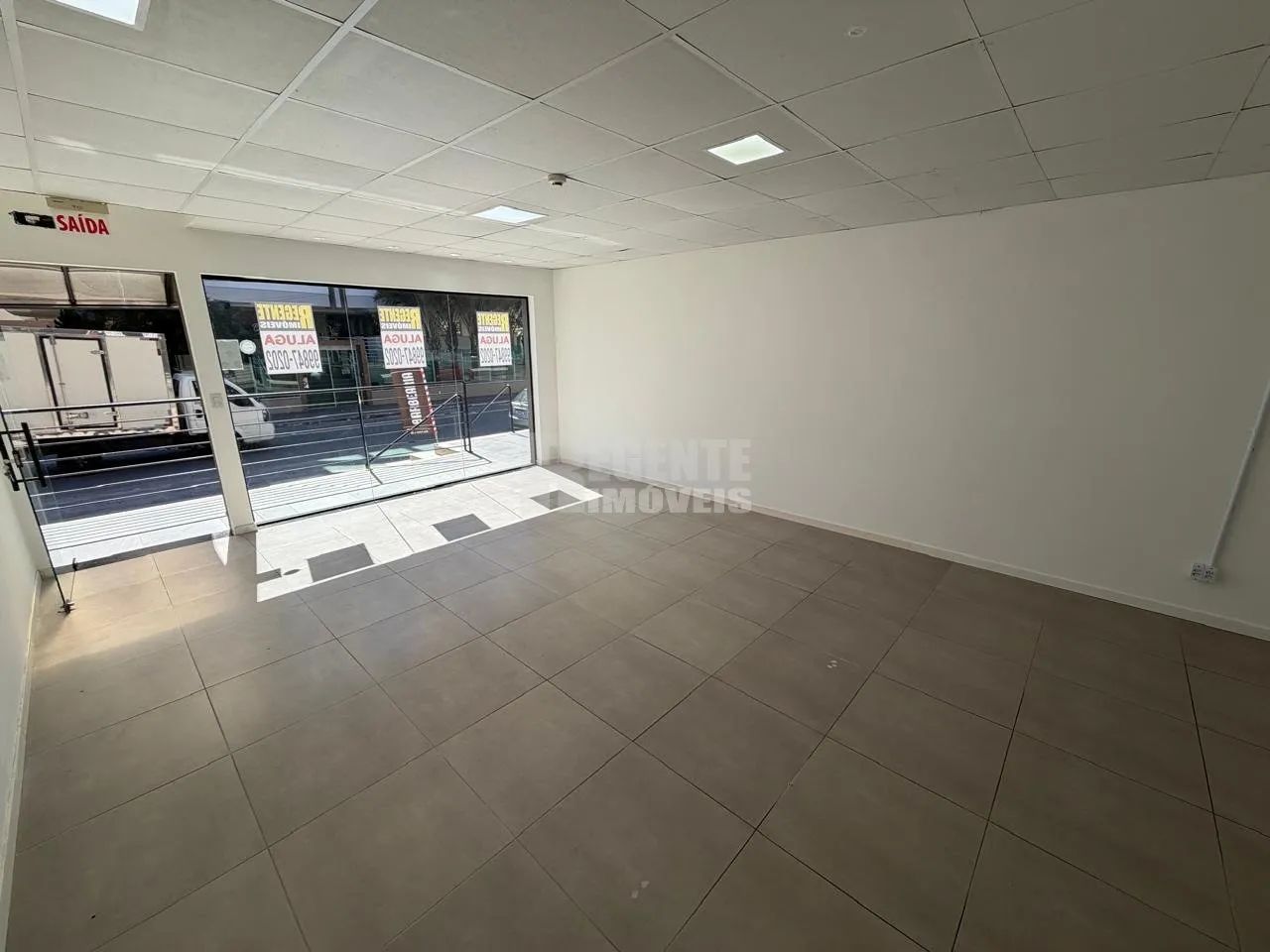 Ótima loja comercial para locação no bairro Canasvieiras! - Foto 5