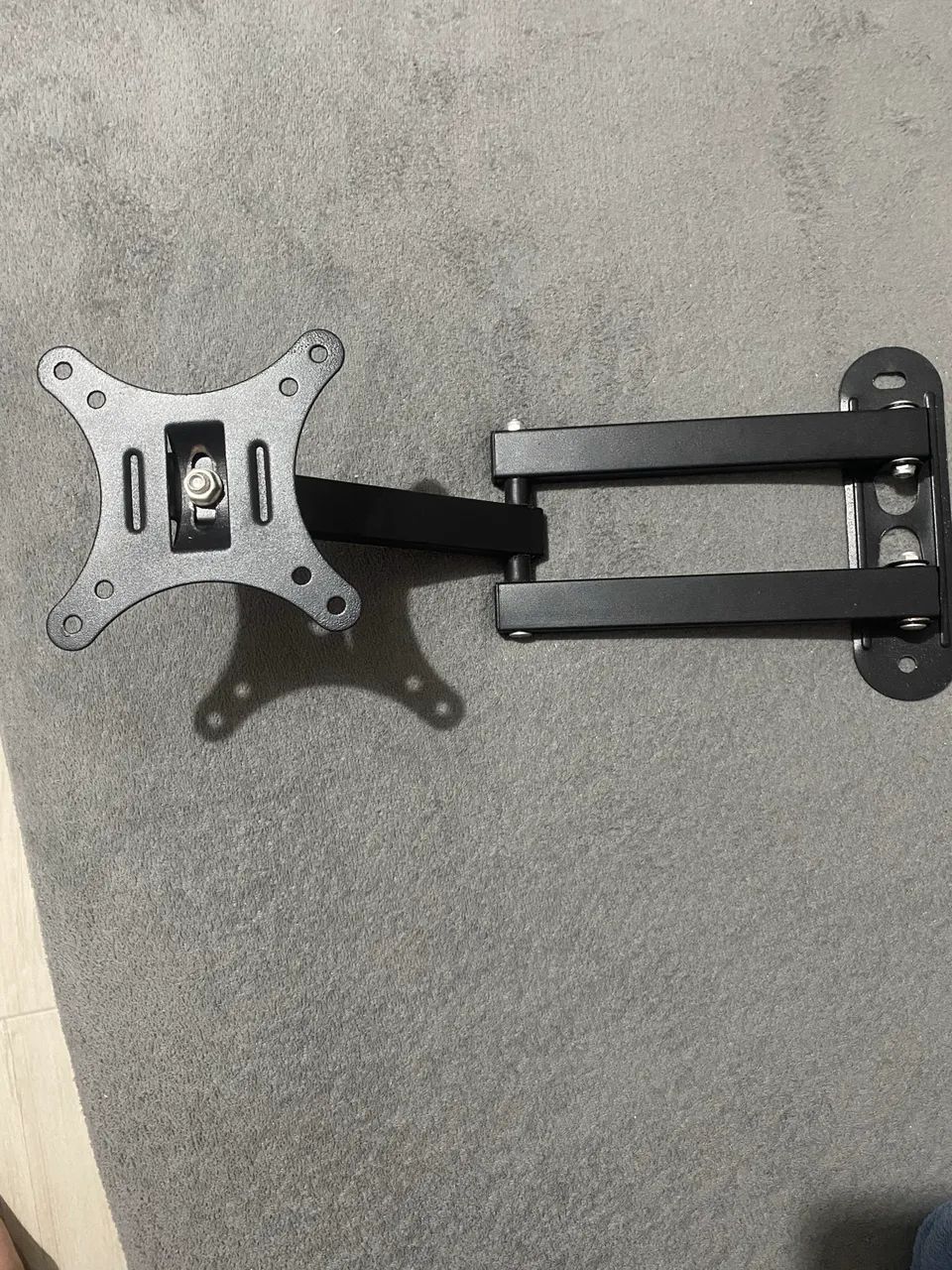 Suporte para TV e Monitor 
