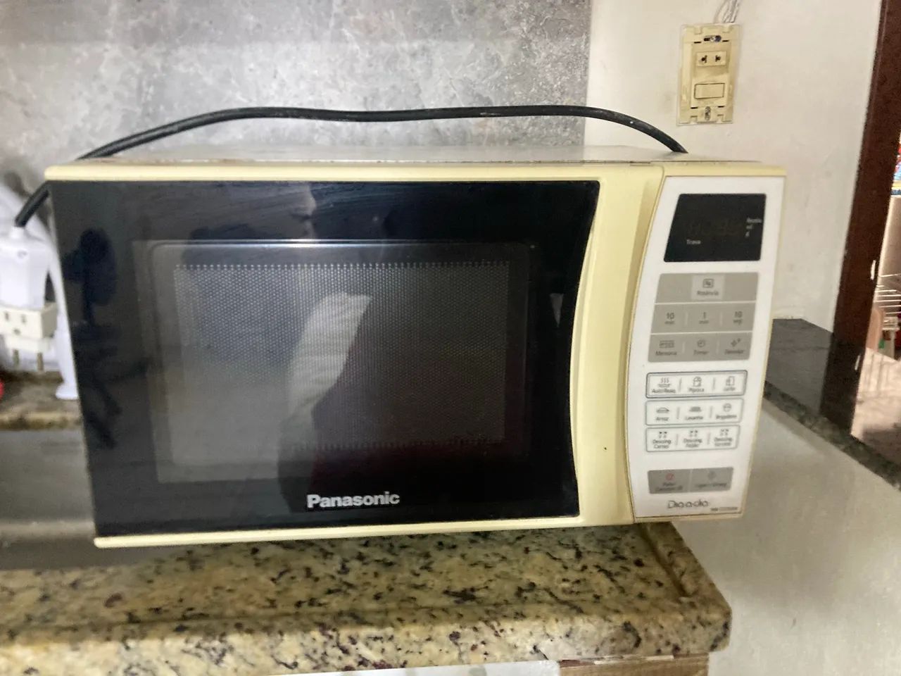 Microondas Panasonic 21 Litros 