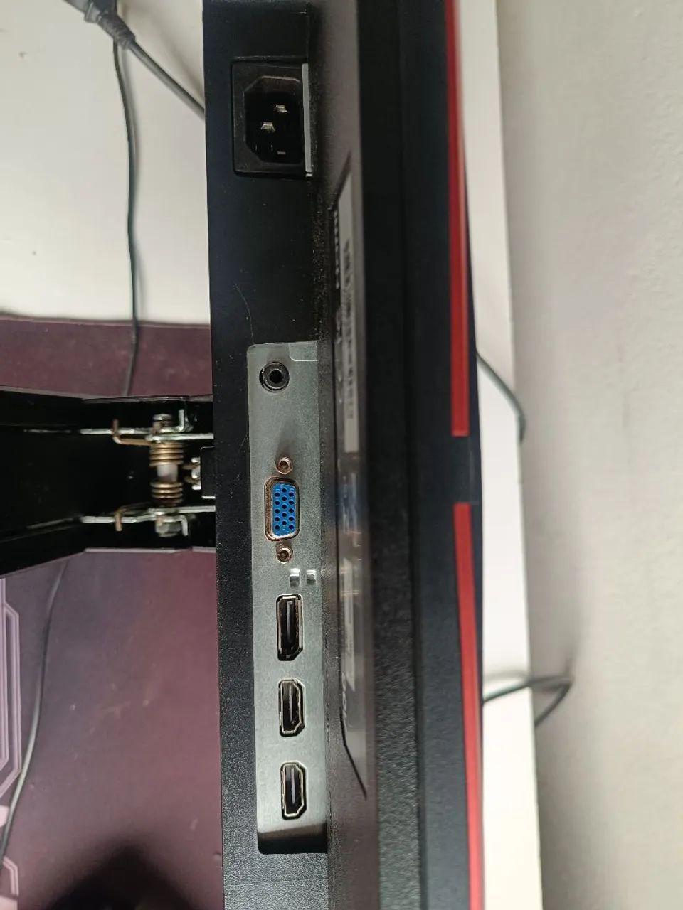 Monitor Gamer AOC 24 165Hz Full HD 1ms - Foto 4