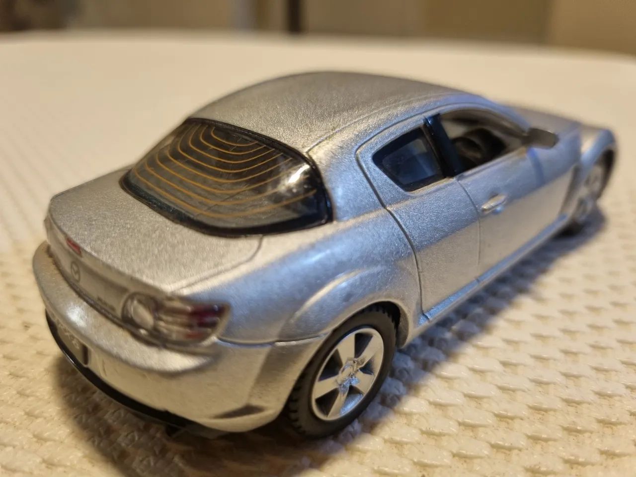Miniatura Mazda RX-8 Prata Kinsmart Escala 1/38 - Foto 5